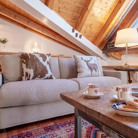 The Aimone - Historic Alpine Retreat 아파트 브루일서비니아